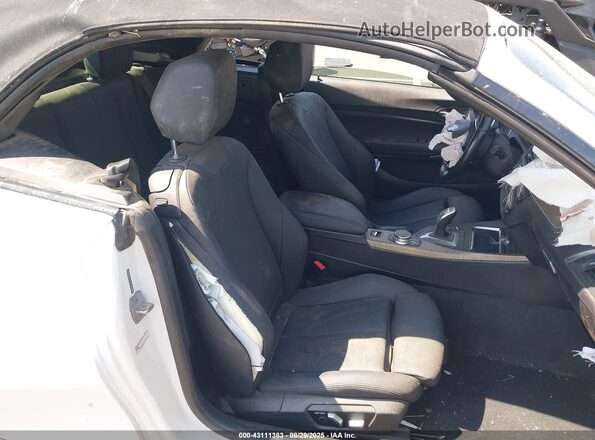 WBA2N1C51JVC27984 2018 BMW M2 White VIN კოდის სტიკერის ხედი