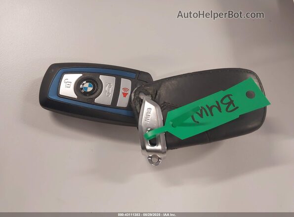 WBA2N1C51JVC27984 2018 BMW M2 White წინა პანელის ხედი