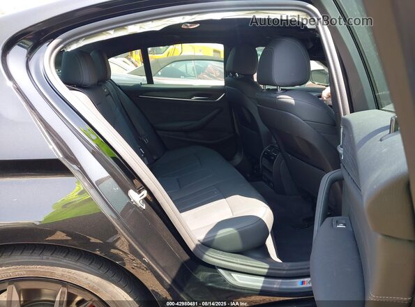 WBA53BH01PWX99062 2023 BMW 5 SERIES Black Вид наклейки з VIN-кодом