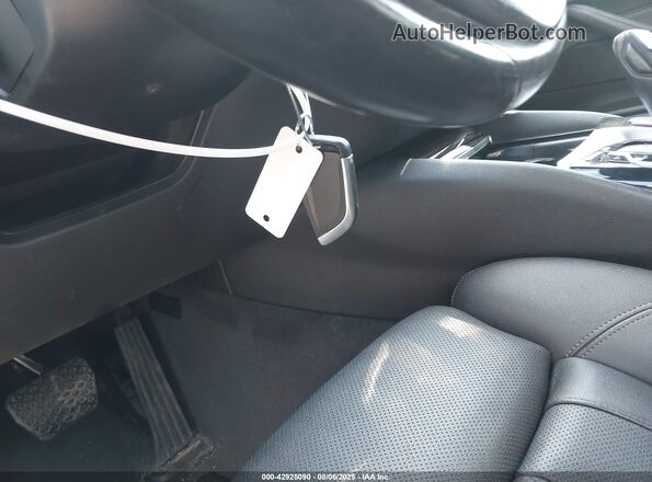 WBA53BH05MWX01808 2021 BMW 5 SERIES Black Vista del salpicadero