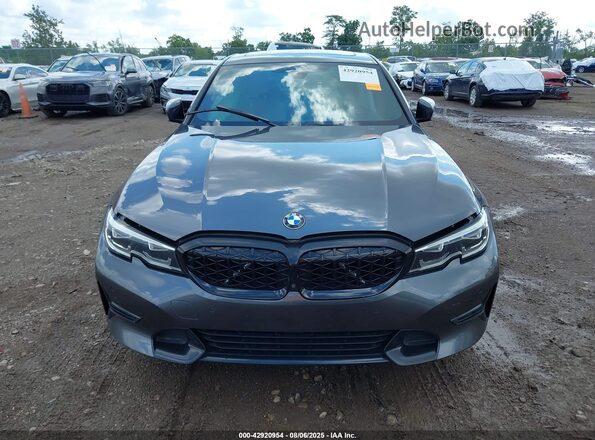 WBA5P7C05MFL20419 2021 BMW 7 SERIES Gray უკანა სალონის ხედი