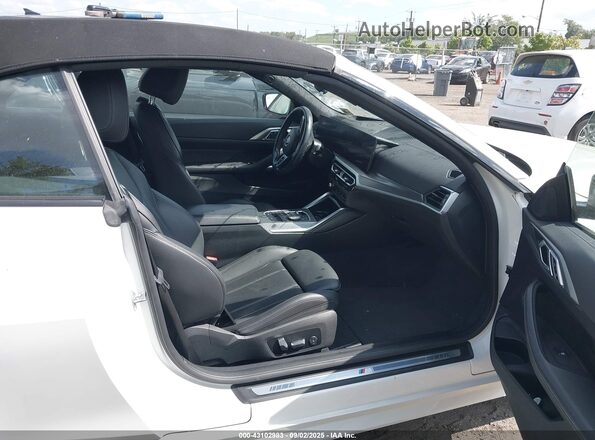 WBA63AT04RCN43993 2024 BMW M4 White 