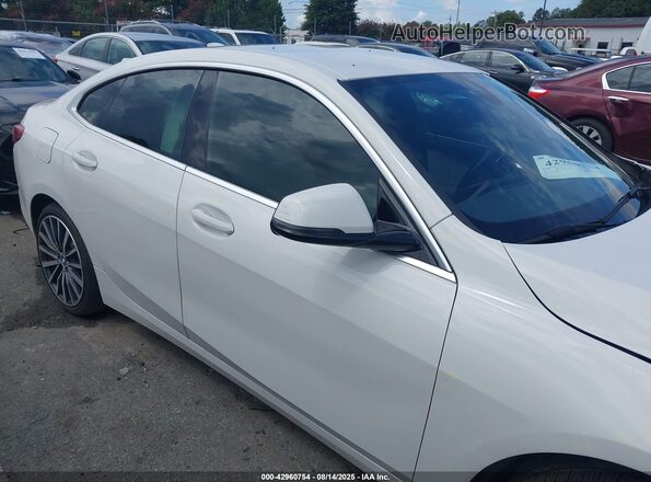 WBA73AK08L7F96690 2020 BMW 2 SERIES White სალონის 360-გრადუსიანი ხედი