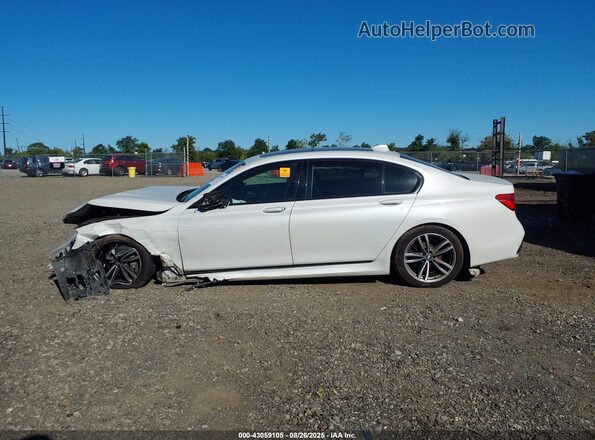 WBA7F2C5XJG423593 2018 BMW ALPINA White Вид задньої частини салону