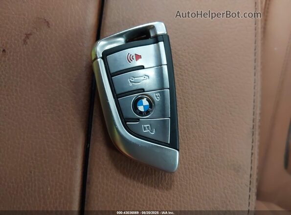 WBAJS7C00LBN96414 2020 BMW 5 SERIES Black Առջևի վահանակի տեսք
