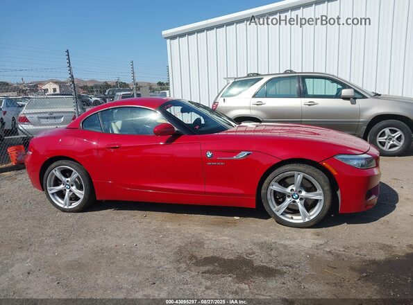 WBALL5C5XGJ997809 2016 BMW Z4 Red Սալոնի հետևի տեսք