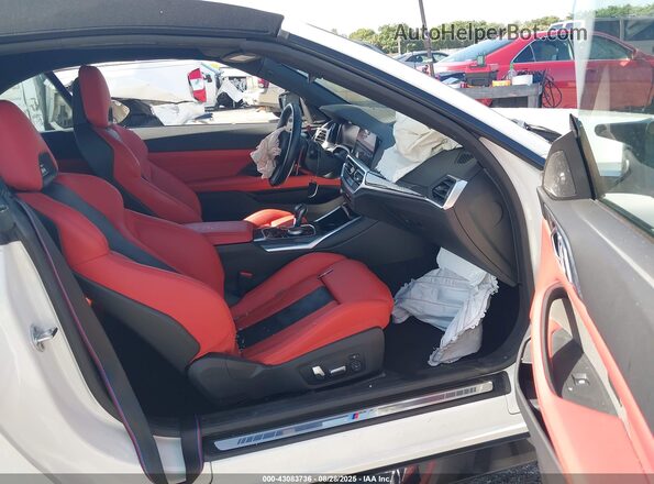WBS33BA03PCL58483 2023 BMW M4 White Widok wnętrza z przodu
