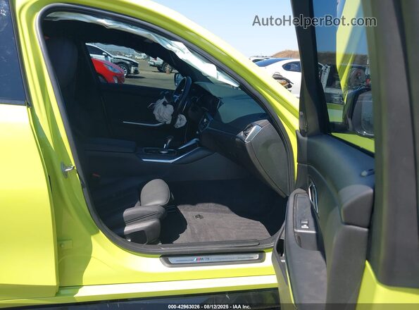 WBS43AY06NFM56715 2022 BMW M3 Green Вид салону спереду