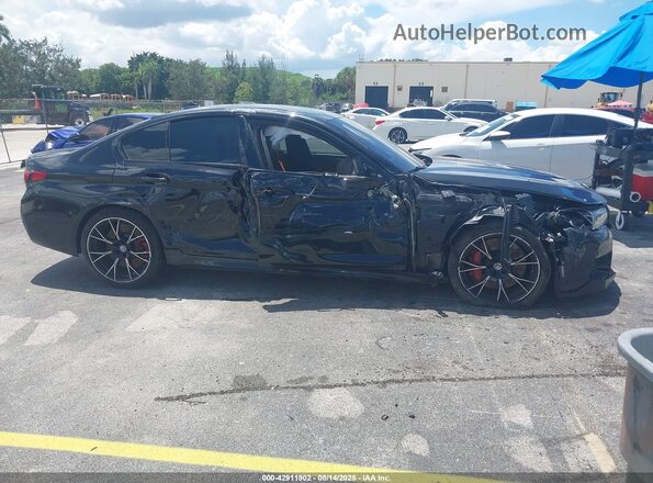 WBS83CH00PCL81205 2023 BMW M5 Black Widok z przodu