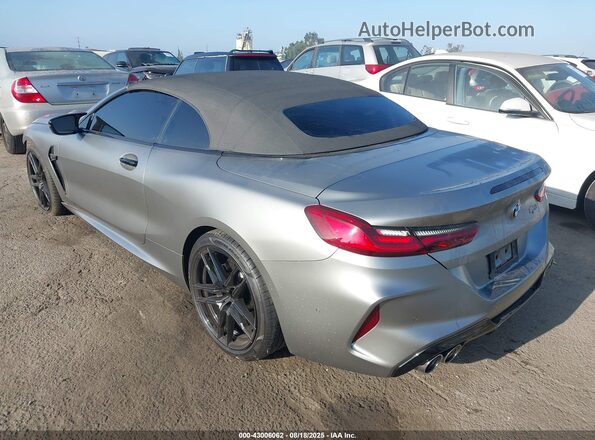 WBSDZ0C0XLCD43545 2020 BMW M8 Gray Rear left