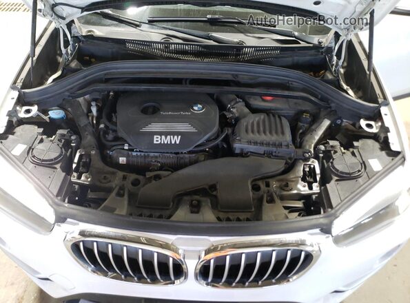 WBXHT3C53K3H36991 2019 BMW X1 White 