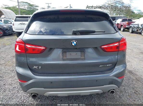 WBXHT3C5XK3H35594 2019 BMW X1 Gray 
