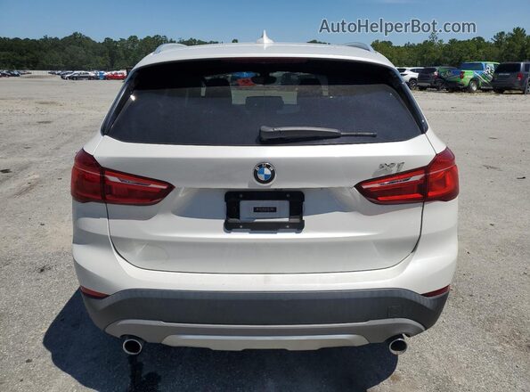 WBXHU7C37J5H40614 2018 BMW X1 Белый 