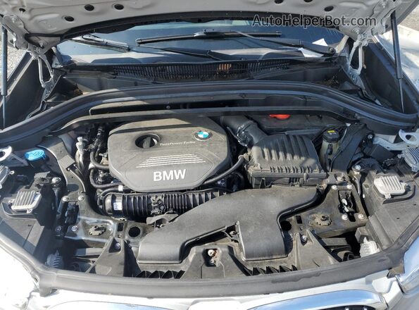 WBXHU7C39J5L08152 2018 BMW X1 Серебряный 