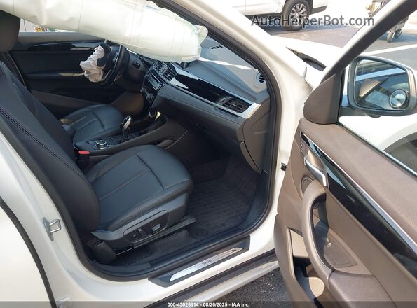 WBXJG7C00M5U39506 2021 BMW X1 White 