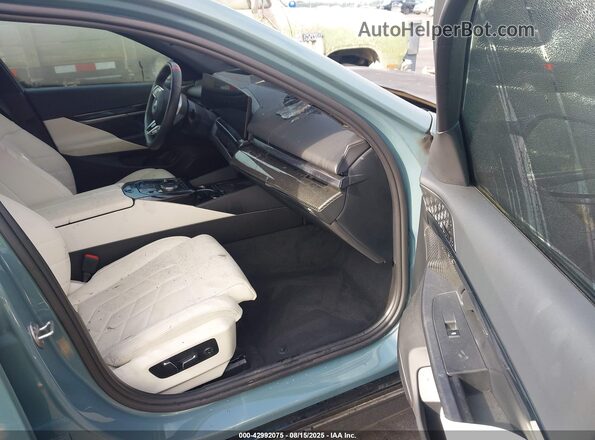 WBY43FK01RCP99483 2024 BMW 7 SERIES Gray 