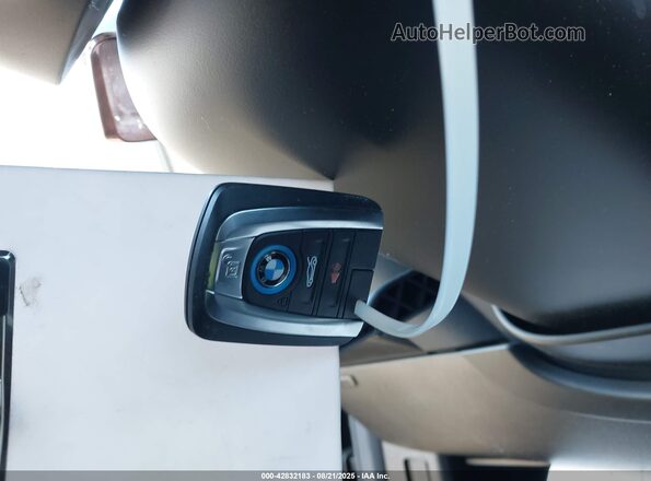 WBY8P2C58K7D00141 2019 BMW I3 White Dashboard view