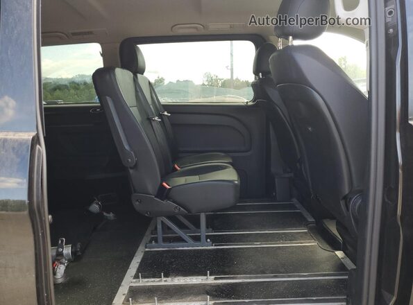 WDAPG2EE6H3334038 2017 MERCEDES-BENZ METRIS Черный 