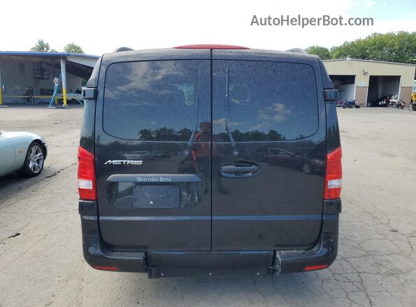 WDAPG2EE6H3334038 2017 MERCEDES-BENZ METRIS Черный 