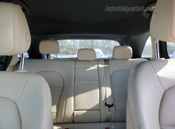 WDC0G4JB5JV070191 2018 MERCEDES-BENZ GLC-CLASS Silver 