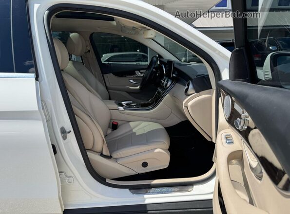 WDC0G4KB4JV044129 2018 MERCEDES-BENZ GLC-CLASS White 