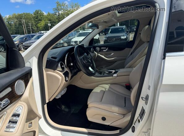 WDC0G4KB4JV044129 2018 MERCEDES-BENZ GLC-CLASS White 