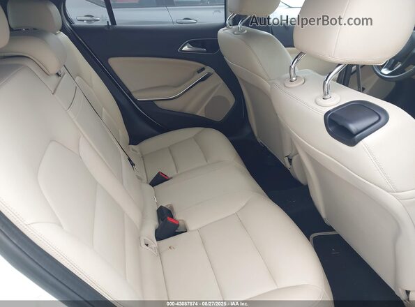 WDCTG4EB6GJ192419 2016 MERCEDES-BENZ GLA White Vista de la etiqueta del VIN