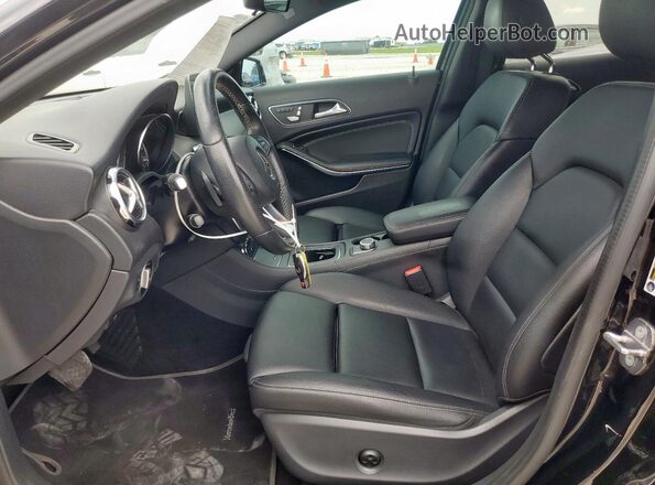 WDCTG4EB9JJ502201 2018 MERCEDES-BENZ GLA Black 