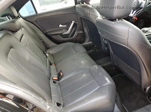 WDD3G4EB5KW035939 2019 MERCEDES-BENZ A Black Հետևի նստատեղերի տեսք