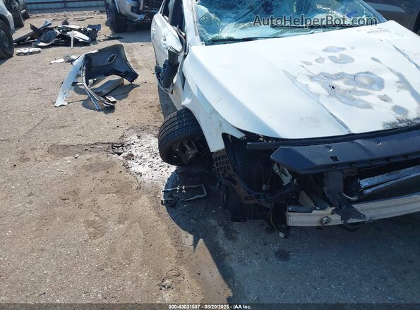 WDDSJ4EB7KN747341 2019 MERCEDES-BENZ CLA 250 White Widok z przodu
