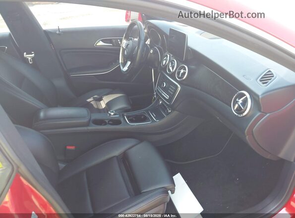 WDDSJ4GBXHN486079 2017 MERCEDES-BENZ CLA 250 Красный 