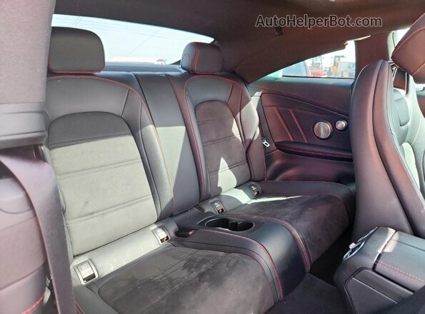 WDDWJ6EBXJF669384 2018 MERCEDES-BENZ C Белый 