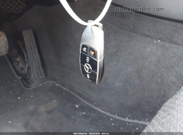 WDDZF4KB8HA033075 2017 MERCEDES-BENZ E-CLASS White 
