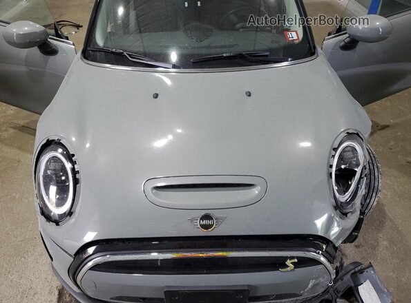WMW13DJ05P2S73092 2023 MINI COOPER Gray Vista del compartimento del motor