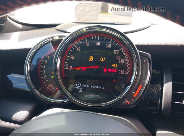 WMWXM9C59K2H38952 2019 MINI HARDTOP Red Вид задніх сидінь