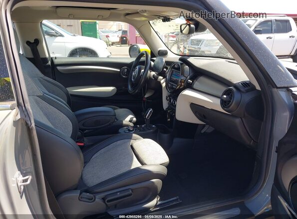 WMWXP3C0XM2M93913 2021 MINI SE HARDTOP Gray წინა სალონის ხედი