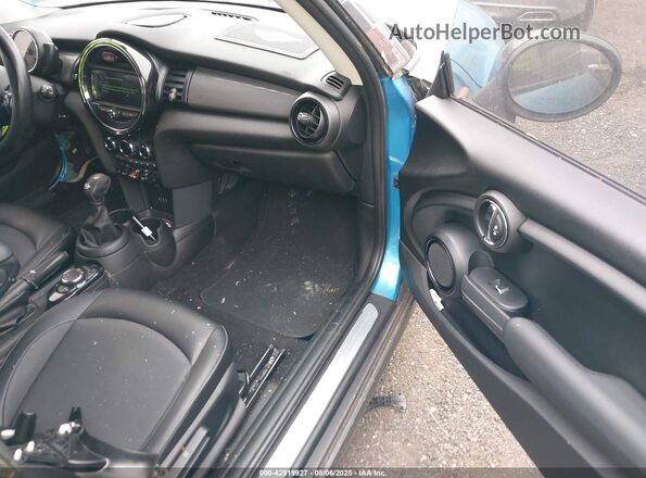 WMWXP5C33H3C64109 2017 MINI COOPER Light Blue 