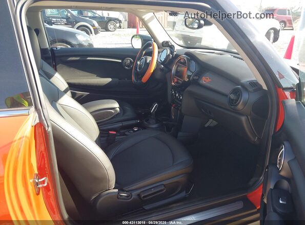 WMWXR3C00L2L55967 2020 MINI HARDTOP Orange 