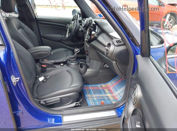 WMWXU1C59K2J01560 2019 MINI HARDTOP Blue Вид салону спереду