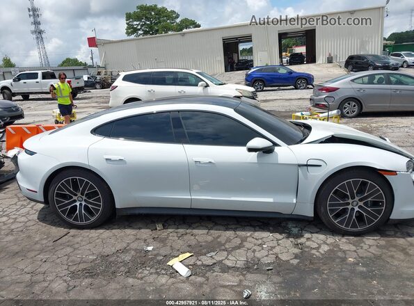 WP0AA2Y18NSA13071 2022 PORSCHE TAYCAN White Вид задньої частини салону