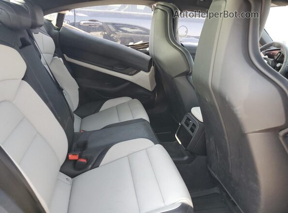 WP0AB2Y16SSA40536 2025 PORSCHE TAYCAN Бирюзовый Вид задних сидений