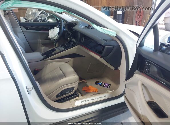 WP0AE2YA6SL046254 2025 PORSCHE PANAMERA White Widok wnętrza z przodu