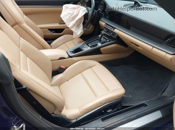 WP0CB2A91LS262778 2020 PORSCHE 911 Синий Вид салона спереди