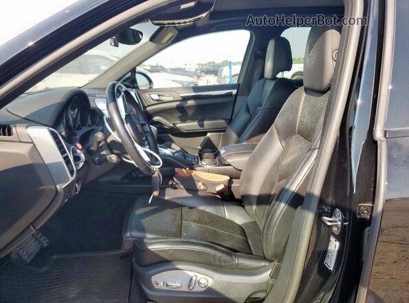 WP1AA2A20HKA83151 2017 PORSCHE CAYENNE Черный 