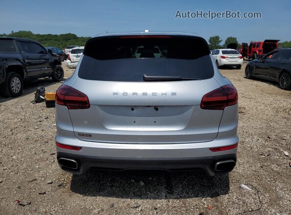 WP1AA2A25HKA83517 2017 PORSCHE CAYENNE Серебряный 