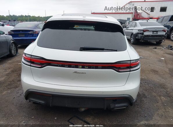 WP1AA2A55NLB03491 2022 PORSCHE MACAN White 