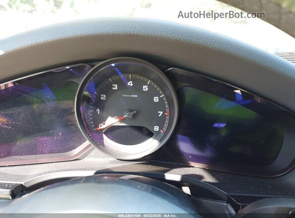 WP1AA2AY9KDA03135 2019 PORSCHE CAYENNE White Vista de los asientos traseros