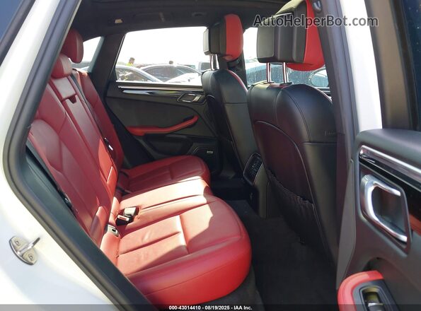 WP1AB2A51MLB34068 2021 PORSCHE MACAN White 