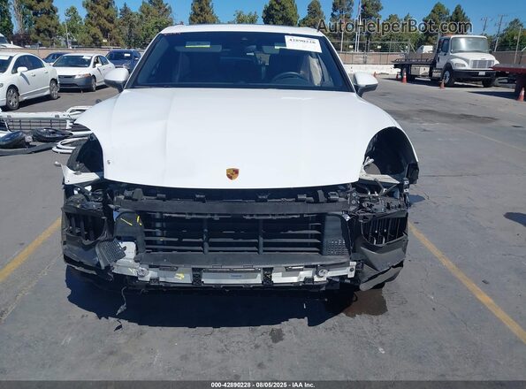 WP1AB2AY0NDA31939 2022 PORSCHE CAYENNE White Front view