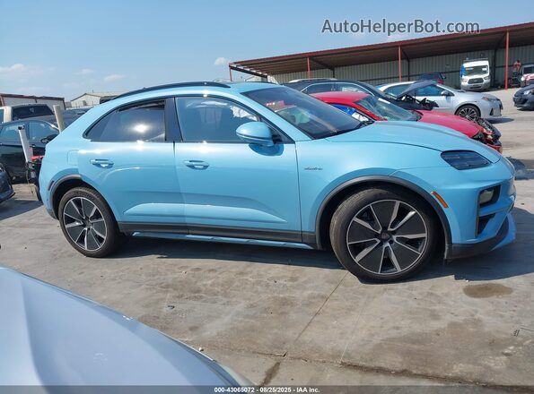WP1AC2XA3SL175720 2025 PORSCHE MACAN Blue 360 interior view